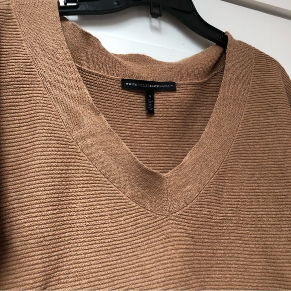 White House Black Market wool cotton blend deep v neck ribbed camel sweater S - Picture 3 of 8
